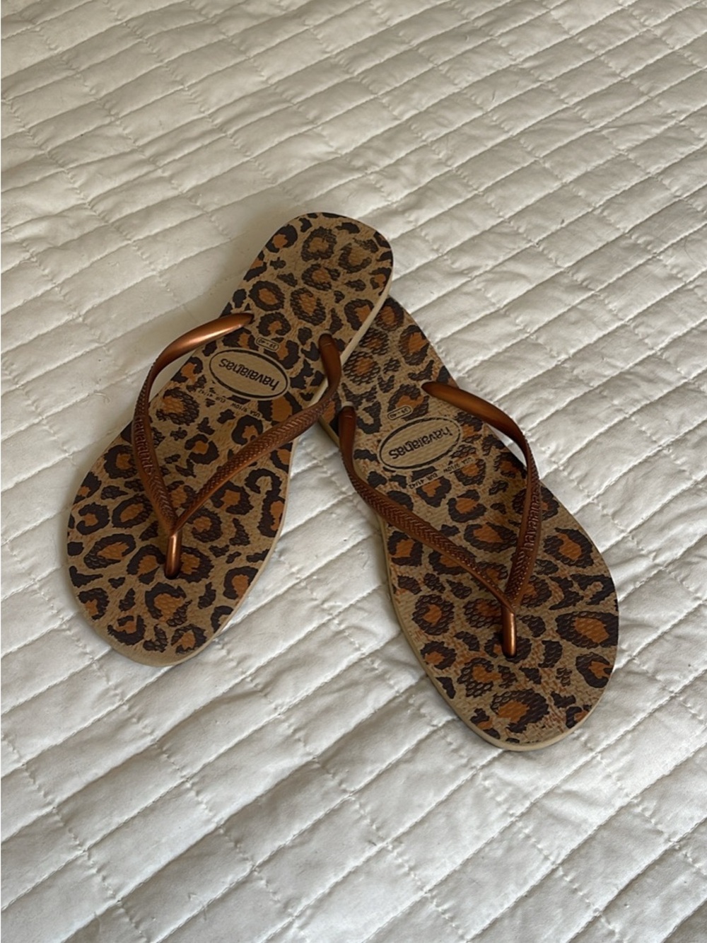 Havaianas Leopard Print Flip Flops - Tan and Black